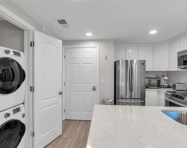 3401 54th Drive W - Photo Thumbnail 25