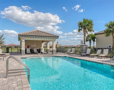 5710 Palmer Circle - Photo Thumbnail 35