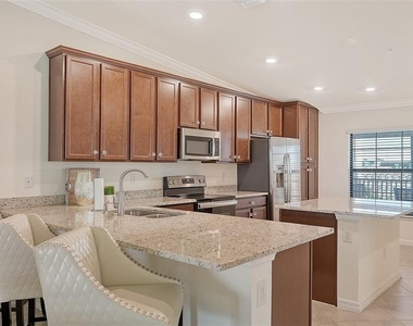 5710 Palmer Circle - Photo Thumbnail 18