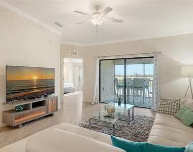 5710 Palmer Circle - Photo Thumbnail 8