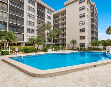 1001 Benjamin Franklin Drive - Photo Thumbnail 26