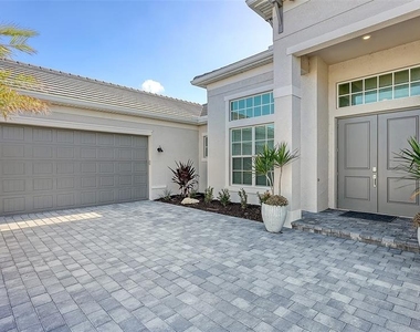 17330 Opal Sand Drive - Photo Thumbnail 2