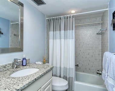 1215 S Portofino Drive N - Photo Thumbnail 11