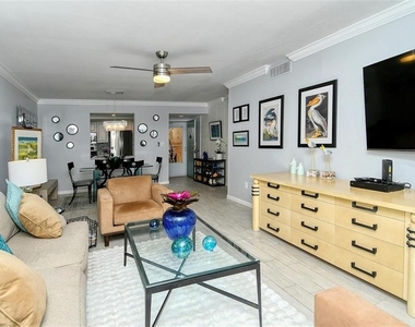 1215 S Portofino Drive N - Photo Thumbnail 5