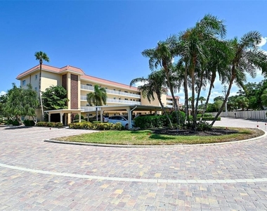 1215 S Portofino Drive N - Photo Thumbnail 29