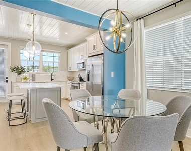 4325 Marina View Way - Photo Thumbnail 17