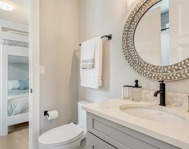 4325 Marina View Way - Photo Thumbnail 30