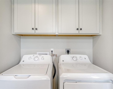 4325 Marina View Way - Photo Thumbnail 35
