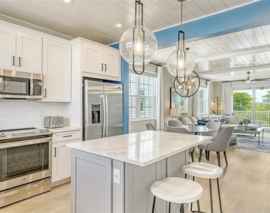 4325 Marina View Way - Photo Thumbnail 14