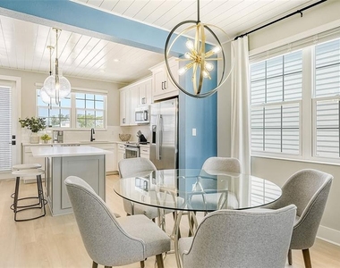 4325 Marina View Way - Photo Thumbnail 11