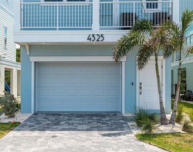 4325 Marina View Way - Photo Thumbnail 36