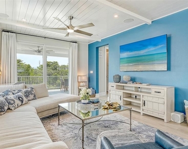 4325 Marina View Way - Photo Thumbnail 8