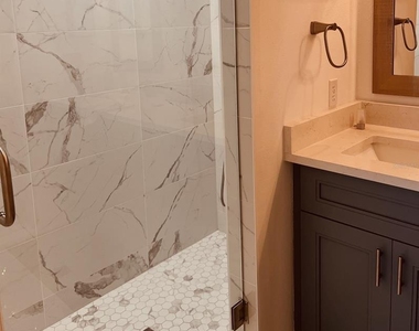 9641 Castle Point Drive - Photo Thumbnail 14
