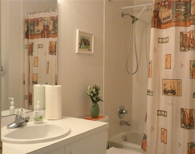 9641 Castle Point Drive - Photo Thumbnail 17
