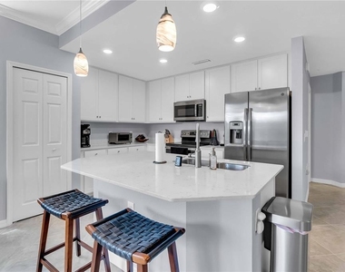 17520 Gawthrop Drive - Photo Thumbnail 8