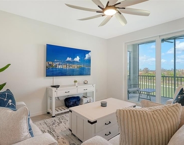 12180 Wellen Golf Street - Photo Thumbnail 6