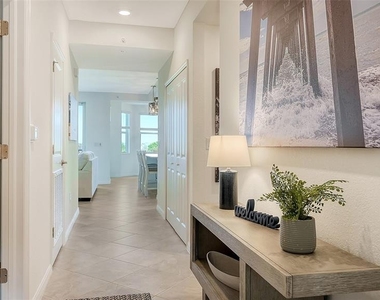 12180 Wellen Golf Street - Photo Thumbnail 3