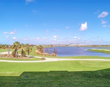 12140 Wellen Golf Street - Photo Thumbnail 7