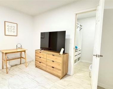 2431 Loma Linda Street - Photo Thumbnail 23