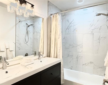 2431 Loma Linda Street - Photo Thumbnail 15