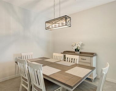 12280 Wellen Golf Street - Photo Thumbnail 5