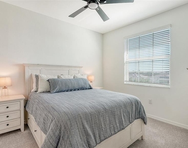 12280 Wellen Golf Street - Photo Thumbnail 27