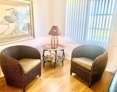 1714 Meadowood Street - Photo Thumbnail 12