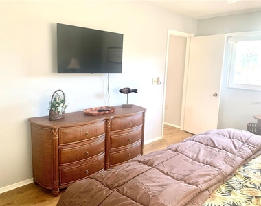 1714 Meadowood Street - Photo Thumbnail 32