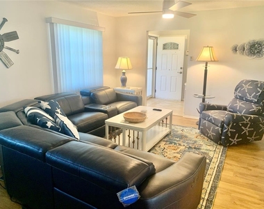 1714 Meadowood Street - Photo Thumbnail 13