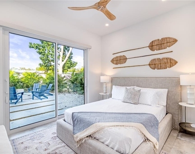2585 Clematis Street - Photo Thumbnail 18