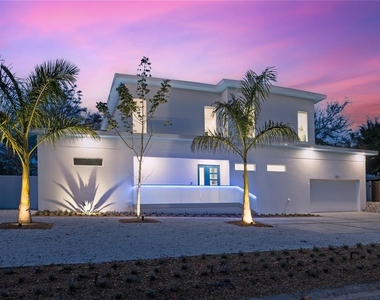 2585 Clematis Street - Photo Thumbnail 1