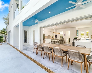 2585 Clematis Street - Photo Thumbnail 35