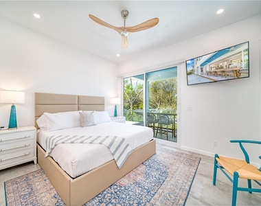 2585 Clematis Street - Photo Thumbnail 23