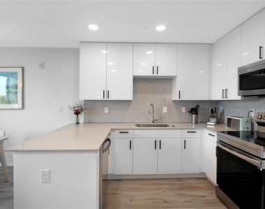 1703 N Tamiami Trail - Photo Thumbnail 48
