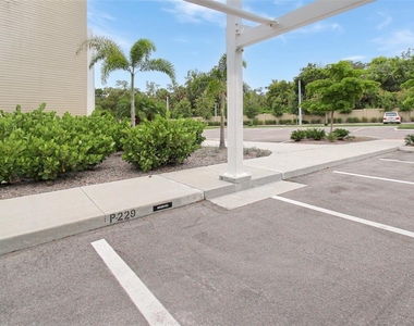 1703 N Tamiami Trail - Photo Thumbnail 10