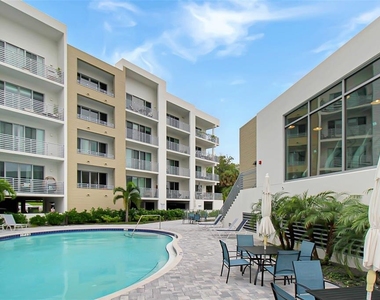 1703 N Tamiami Trail - Photo Thumbnail 9