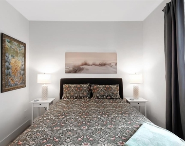 1703 N Tamiami Trail - Photo Thumbnail 24
