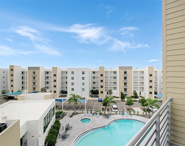1703 N Tamiami Trail - Photo Thumbnail 57