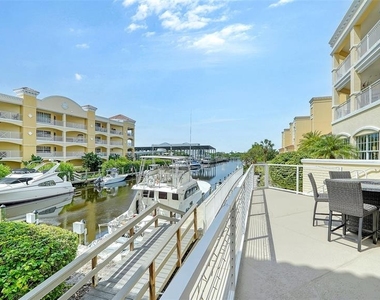 14041 Bellagio Way - Photo Thumbnail 44