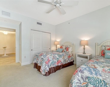 14041 Bellagio Way - Photo Thumbnail 40