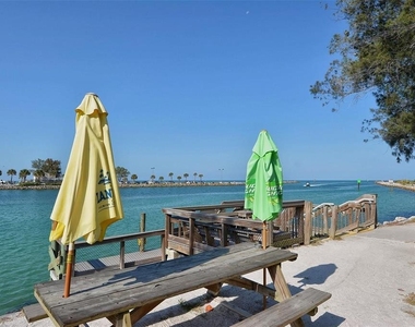 14041 Bellagio Way - Photo Thumbnail 73