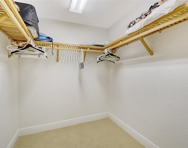 14041 Bellagio Way - Photo Thumbnail 34