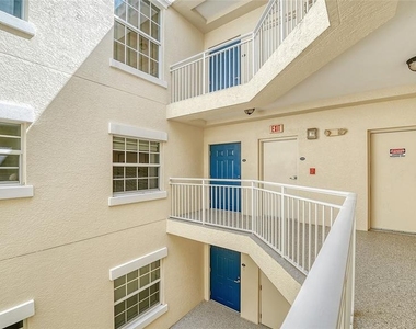 14041 Bellagio Way - Photo Thumbnail 2