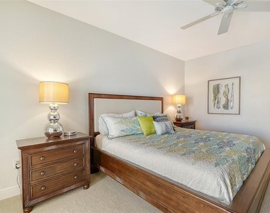 14041 Bellagio Way - Photo Thumbnail 31
