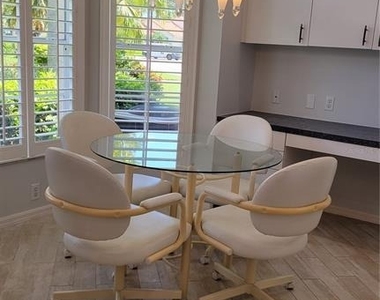 7557 Fairlinks Court - Photo Thumbnail 8