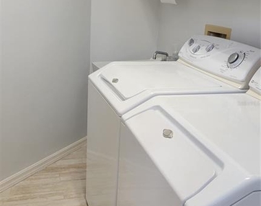 7557 Fairlinks Court - Photo Thumbnail 31