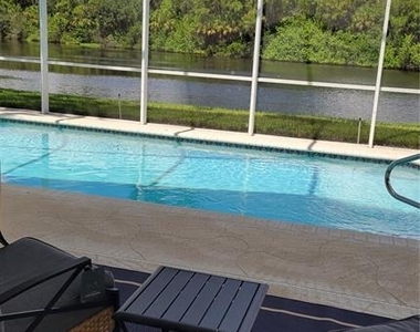 7557 Fairlinks Court - Photo Thumbnail 14