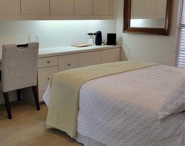 7557 Fairlinks Court - Photo Thumbnail 27
