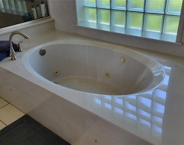 7557 Fairlinks Court - Photo Thumbnail 23