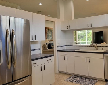 7557 Fairlinks Court - Photo Thumbnail 6